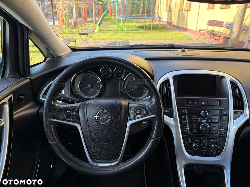 Opel Astra 1.4 Turbo - 31