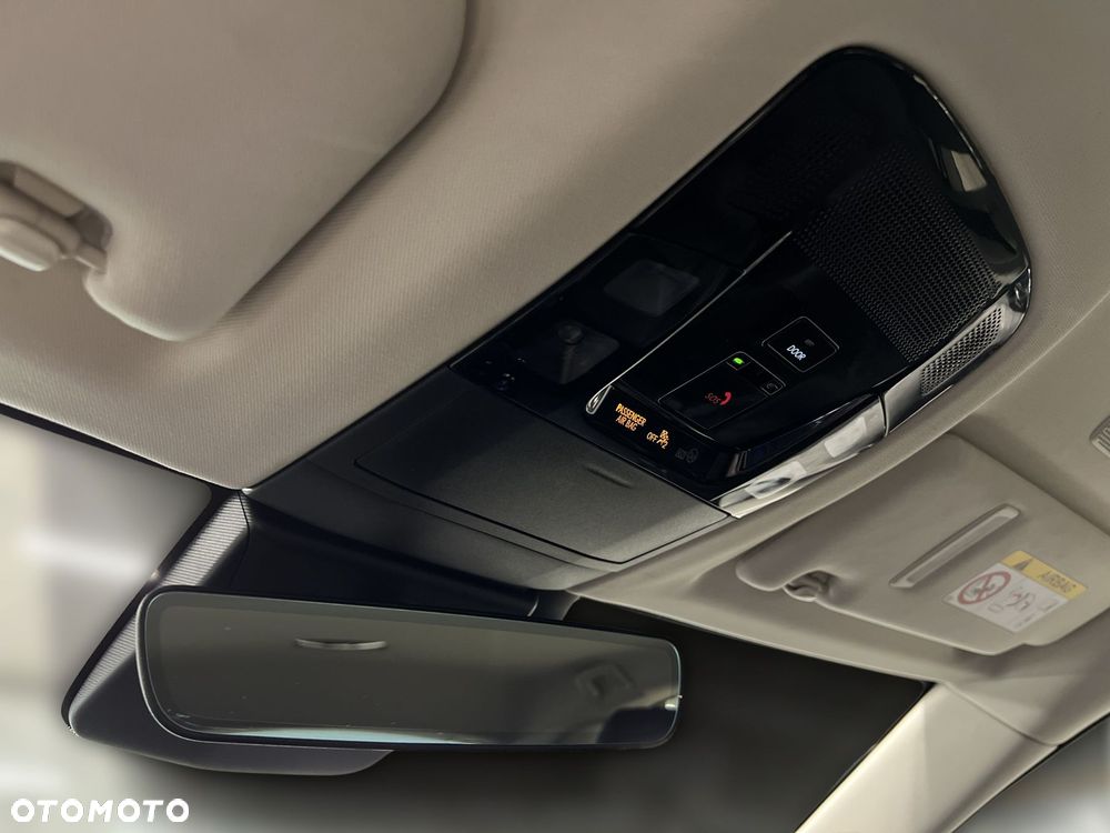 Lexus NX 350h Business AWD - 29