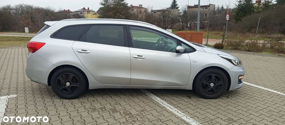 Kia Ceed 1.6 CRDi L - 4