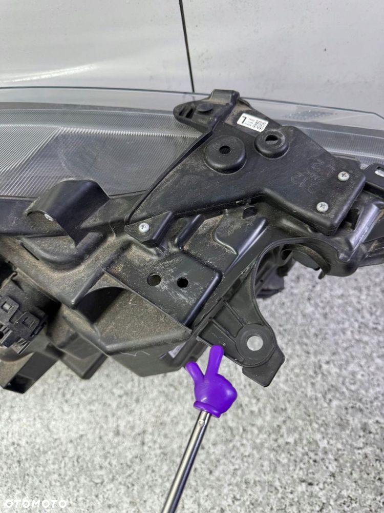 lampa lewy przód suzuki s-cross ii 2021- - 10
