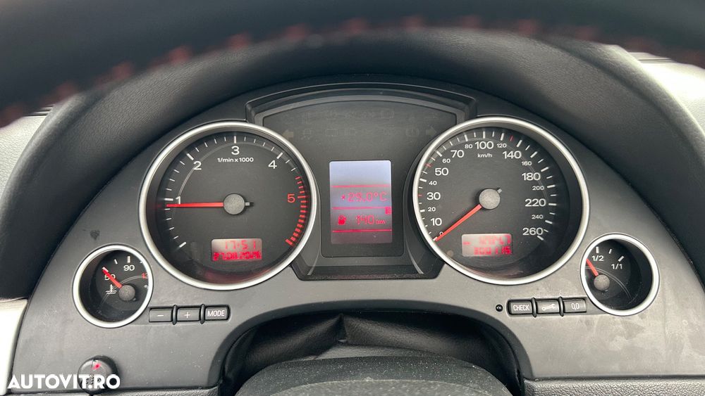 Audi A4 Cabrio - 12