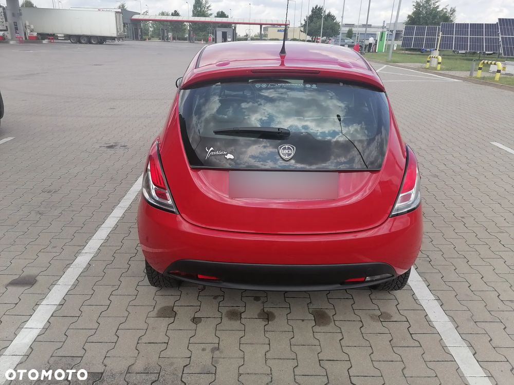 Lancia Ypsilon 1.2 8V Elefantino S&S - 4