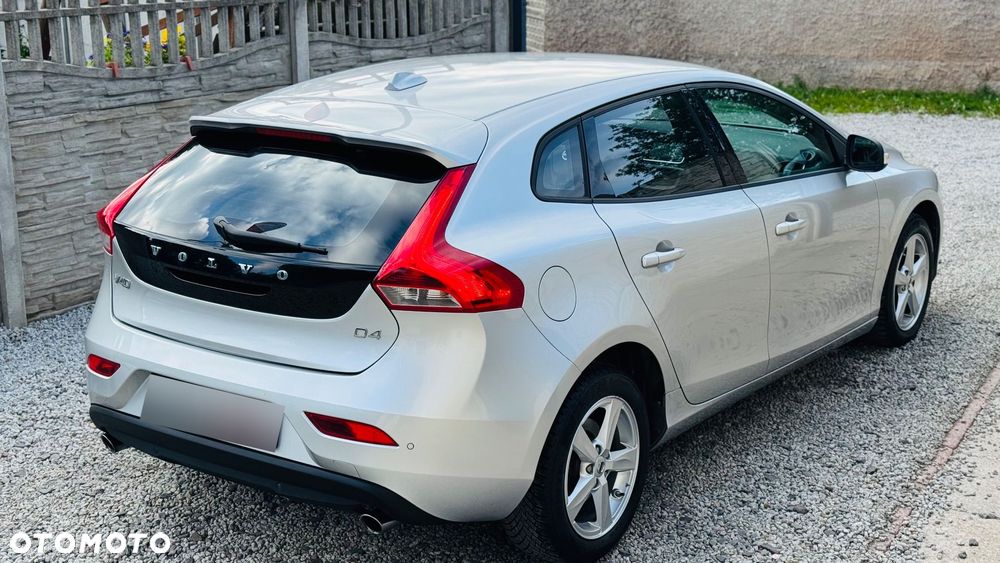 Volvo V40 D4 Inscription - 22