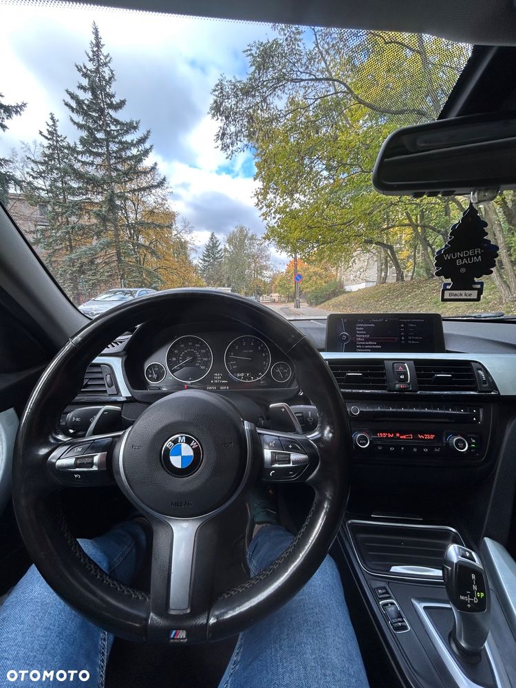 BMW Seria 3 335i xDrive M Sport - 7