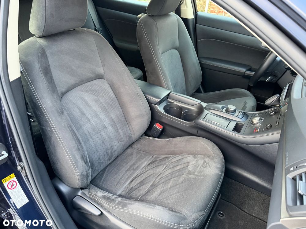 Lexus CT Limited Edition - 10