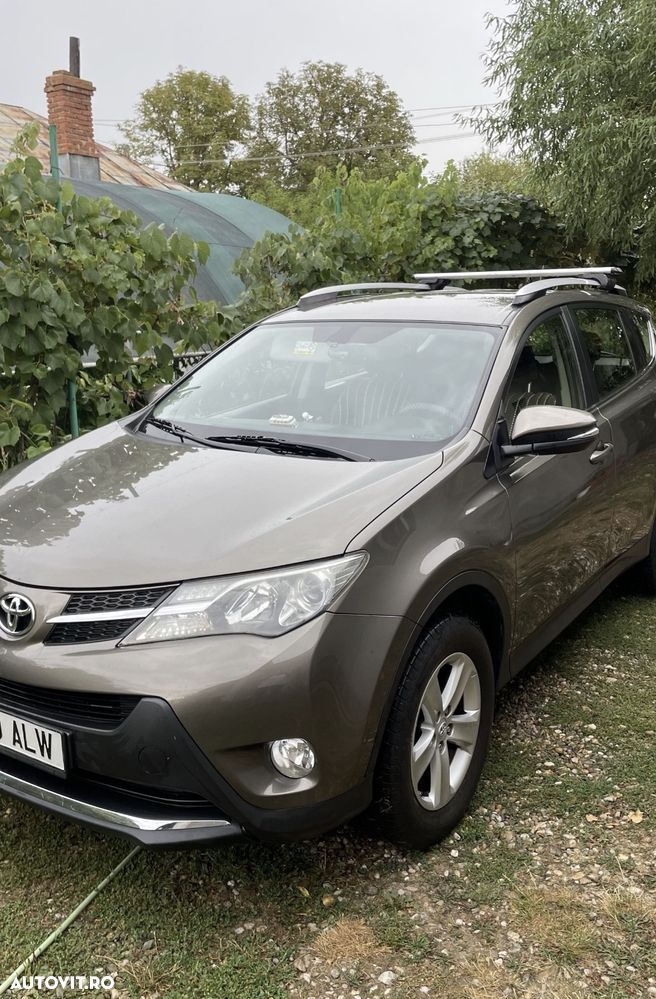 Toyota RAV4 2.0 D-4D 2WD Comfort - 1