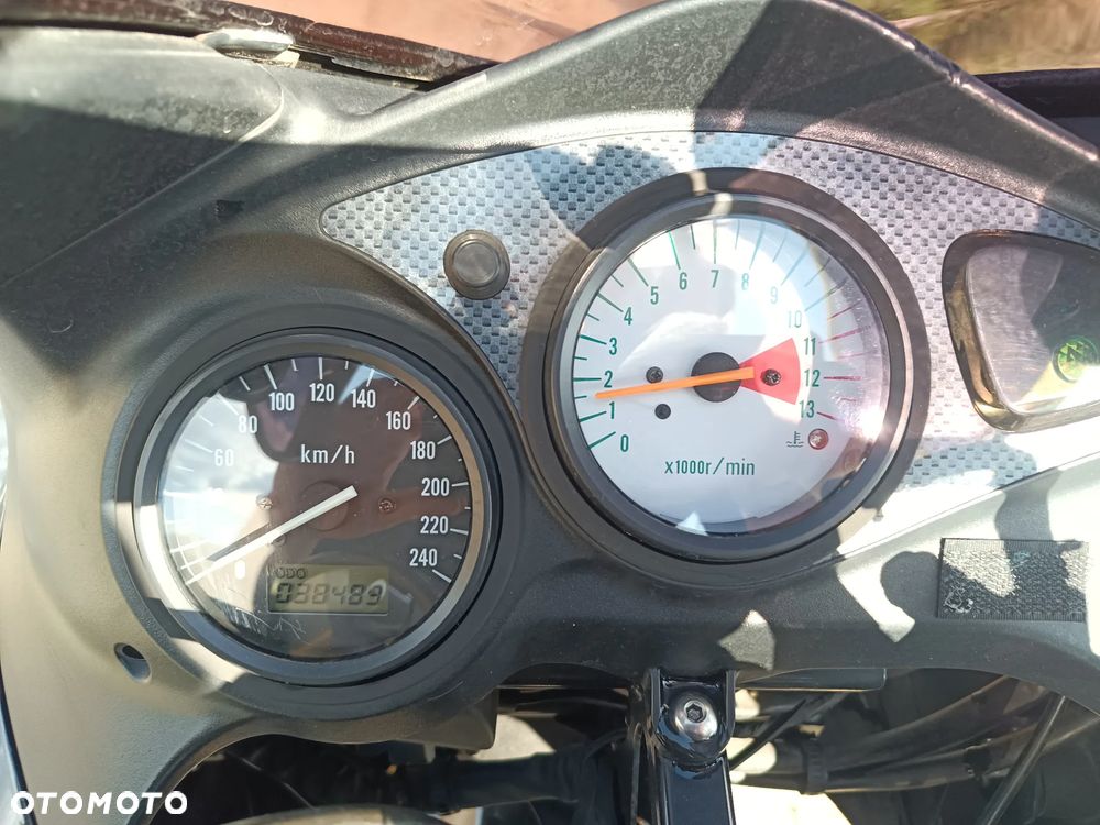 Suzuki SV - 7