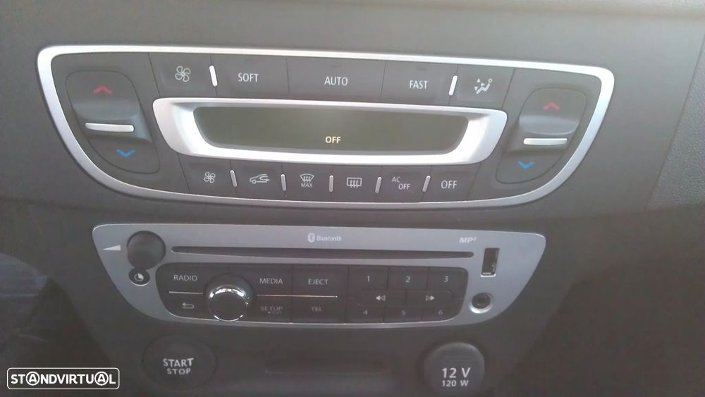Renault Mégane 1.6 dCi Bose Edtion SS - 10
