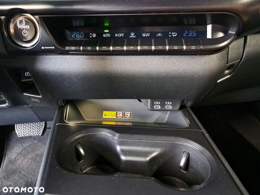 Lexus UX 250h GPF Business 2WD - 26