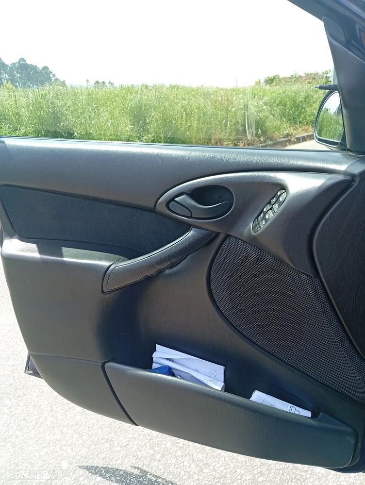 Ford Focus SW 1.8 TDdi Comfort - 19