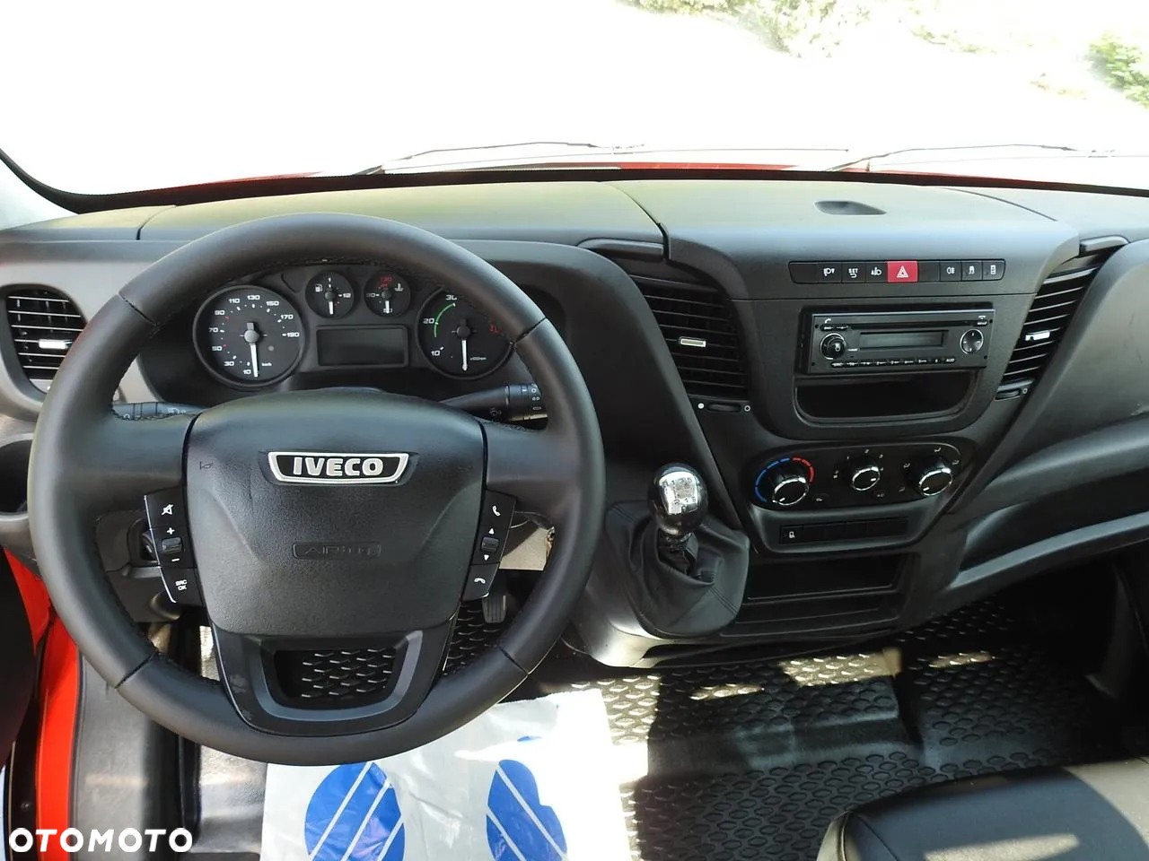 Iveco DAILY 35C13 WYWROTKA TEMPOMAT KLIMATYZACJA BLIŹNIACZE KOŁA 130KM [ 570643 ] - 28
