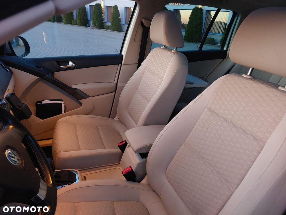 Volkswagen Tiguan 2.0 TDI DPF 4Motion DSG Track & Field - 32
