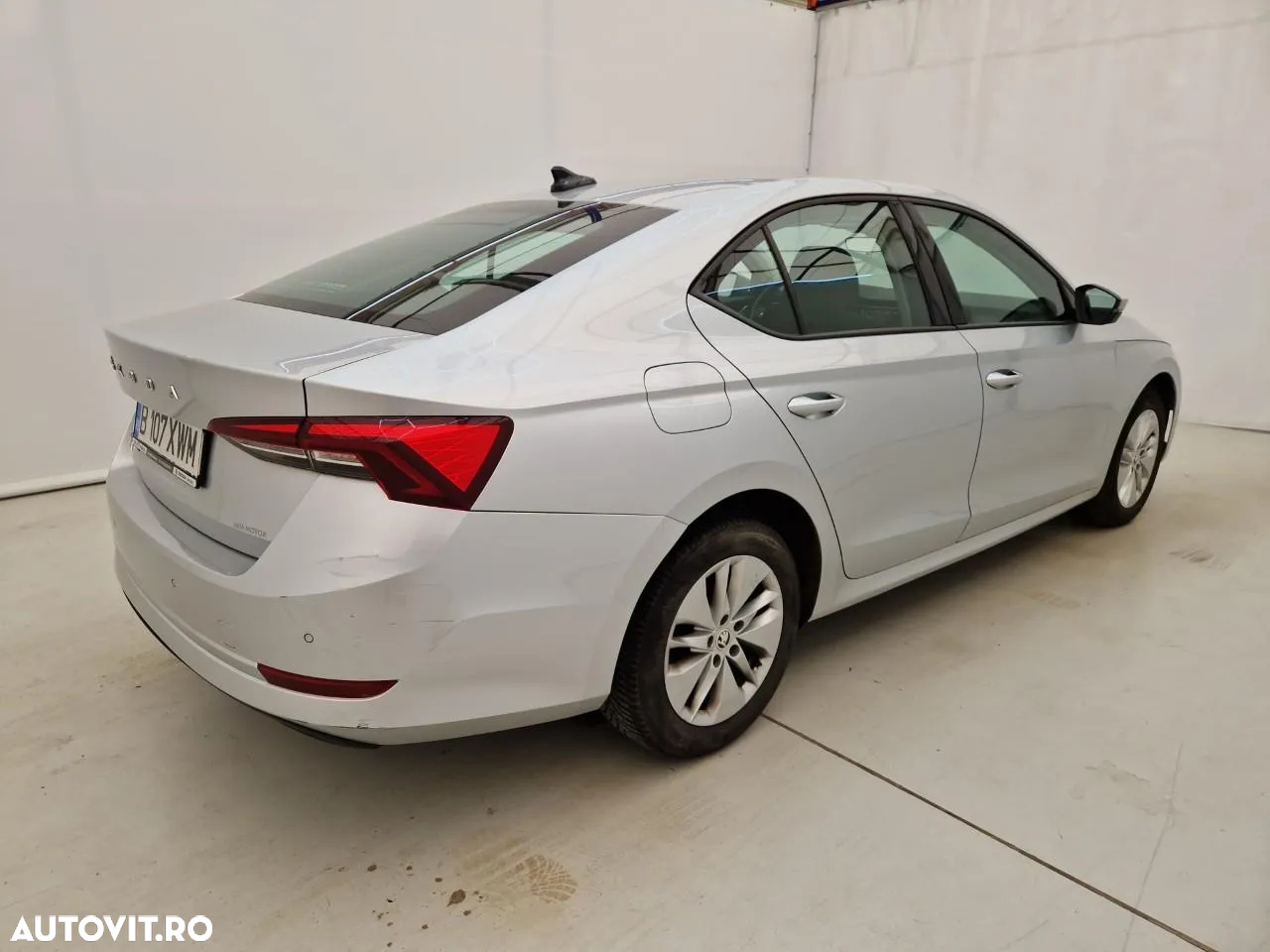 Skoda Octavia 2.0 TDI DSG Ambition - 3