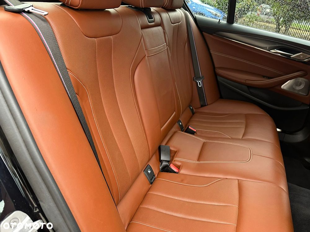 BMW M5 Standard - 29