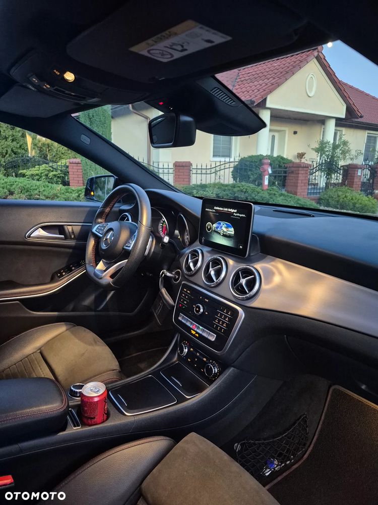 Mercedes-Benz CLA 200 7G-DCT AMG Line - 21