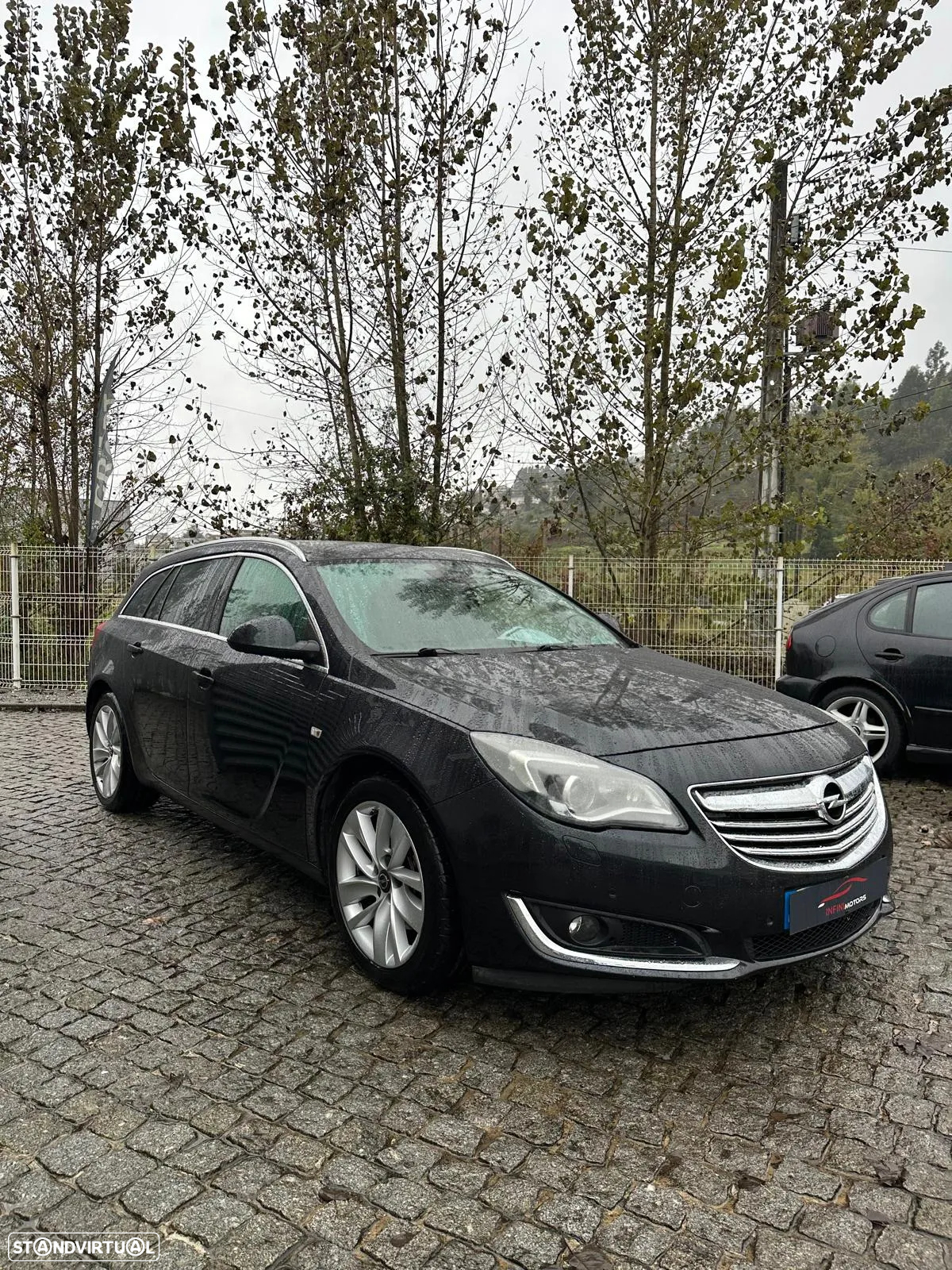 Opel Insignia Sports Tourer 2.0 CDTi Executive S/S - 3