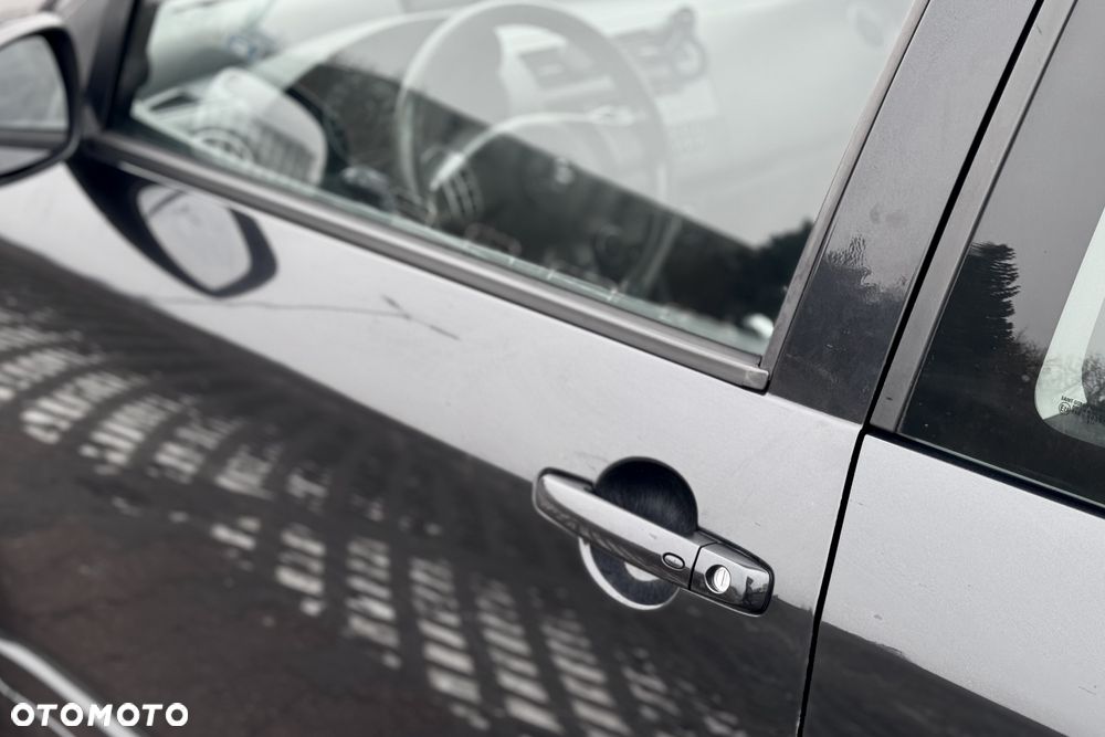 Suzuki Swift - 4