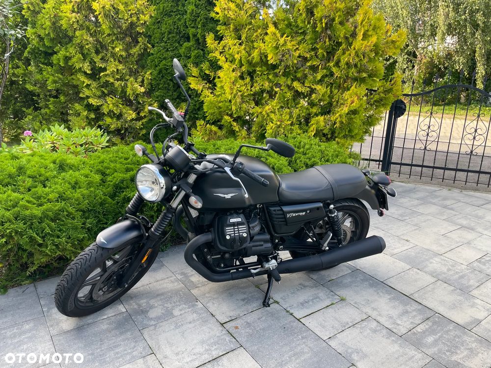 Moto Guzzi V7 - 4
