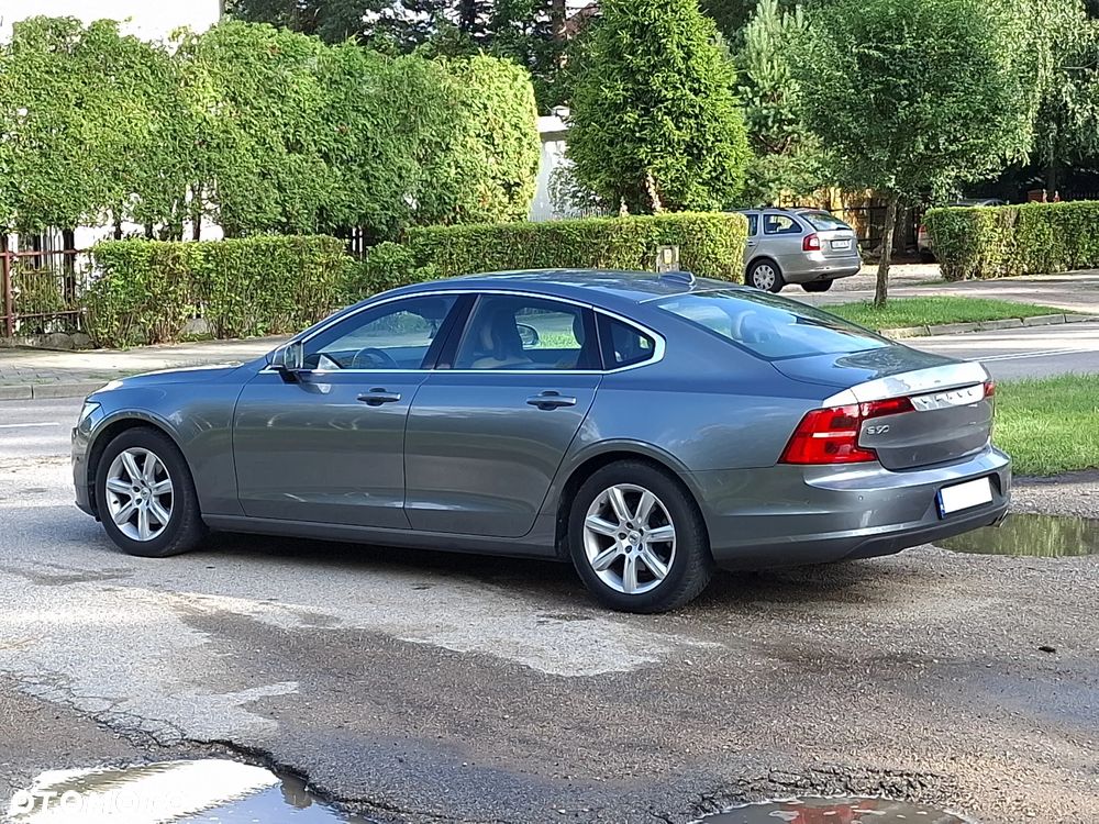 Volvo S90 D4 Momentum - 2