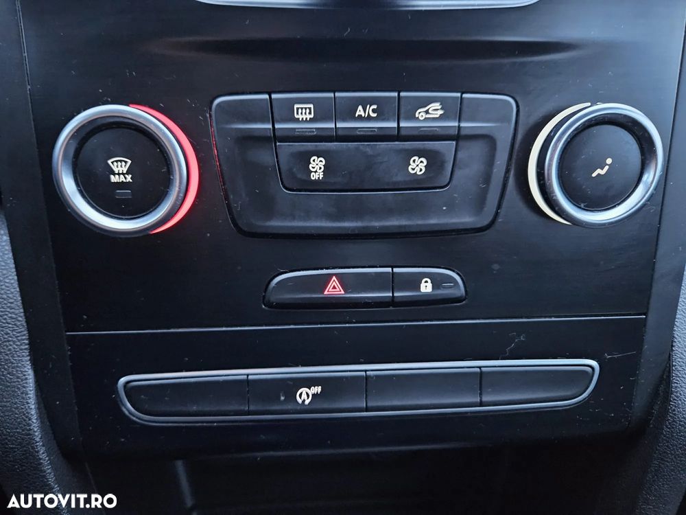 Renault Megane TCE 114 GPF Life - 9