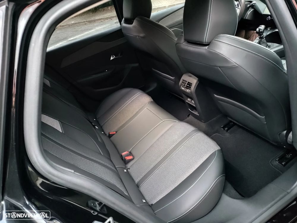 Peugeot 308 SW 1.2 PureTech Allure J17 - 6