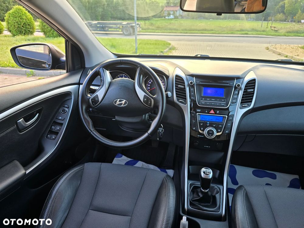 Hyundai i30 1.4 Premium - 25