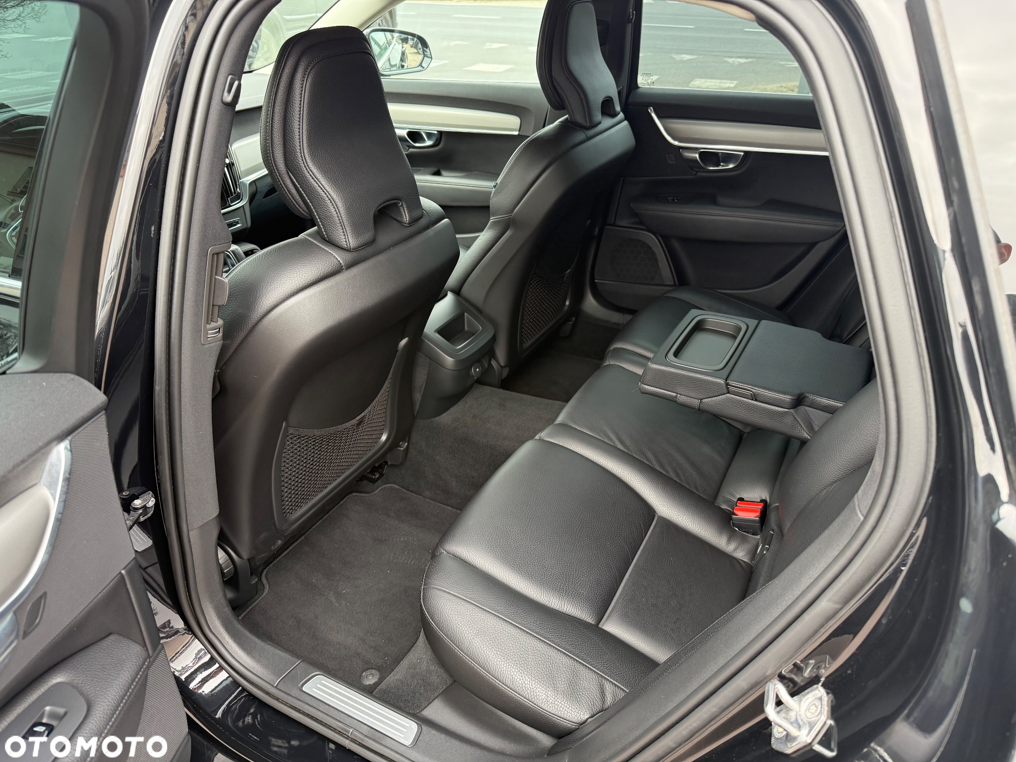 Volvo V90 B4 D Geartronic Momentum Pro - 12