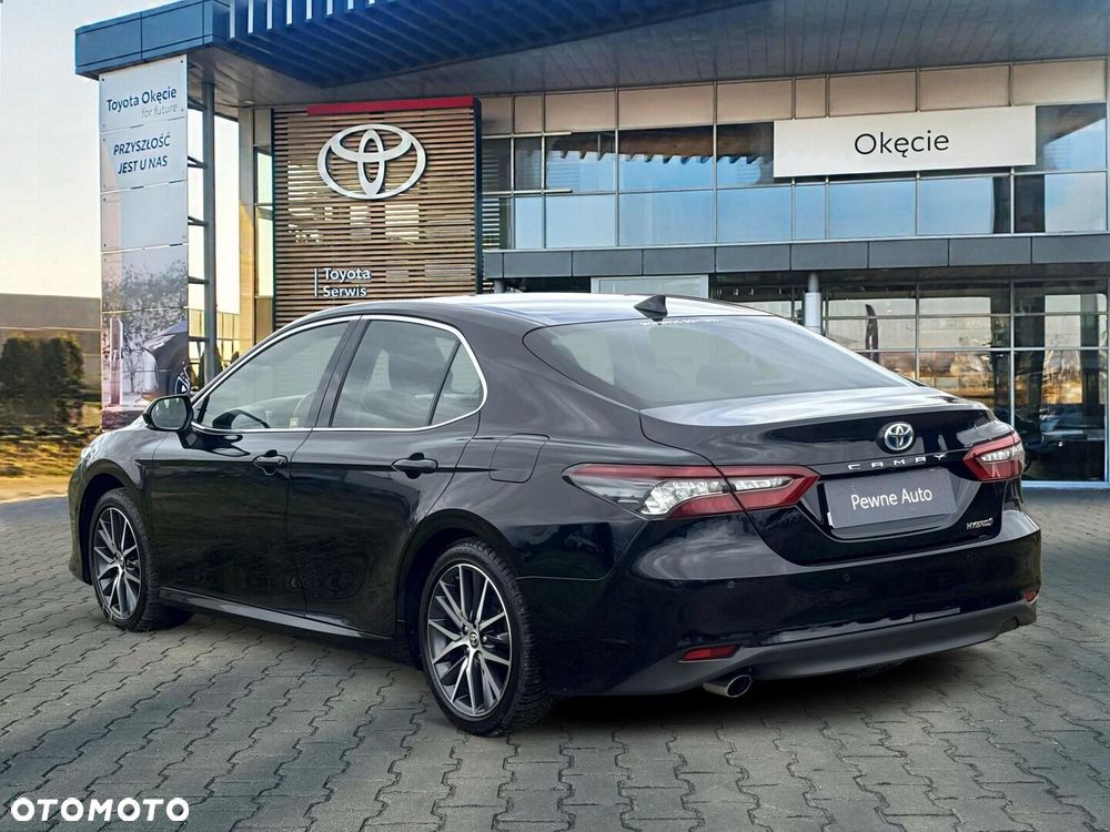 Toyota Camry 2022 photo 2
