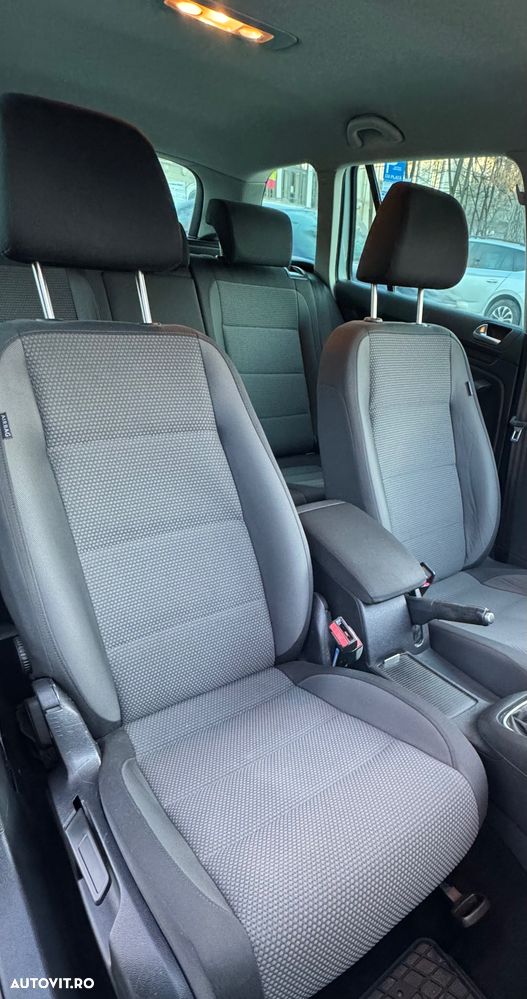 Volkswagen Golf 2.0 TDI Trendline - 6