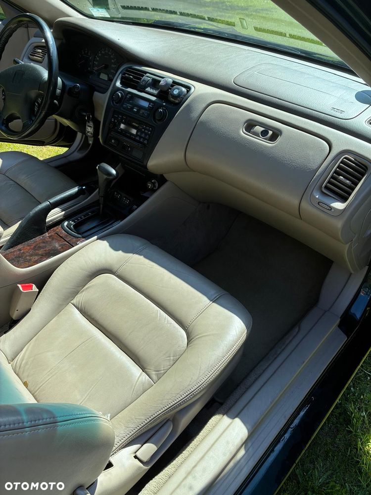 Honda Accord - 3