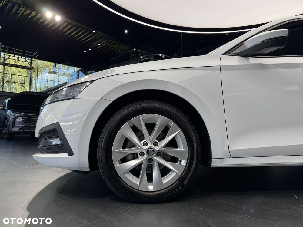 Skoda Octavia 2.0 TDI Ambition DSG - 20