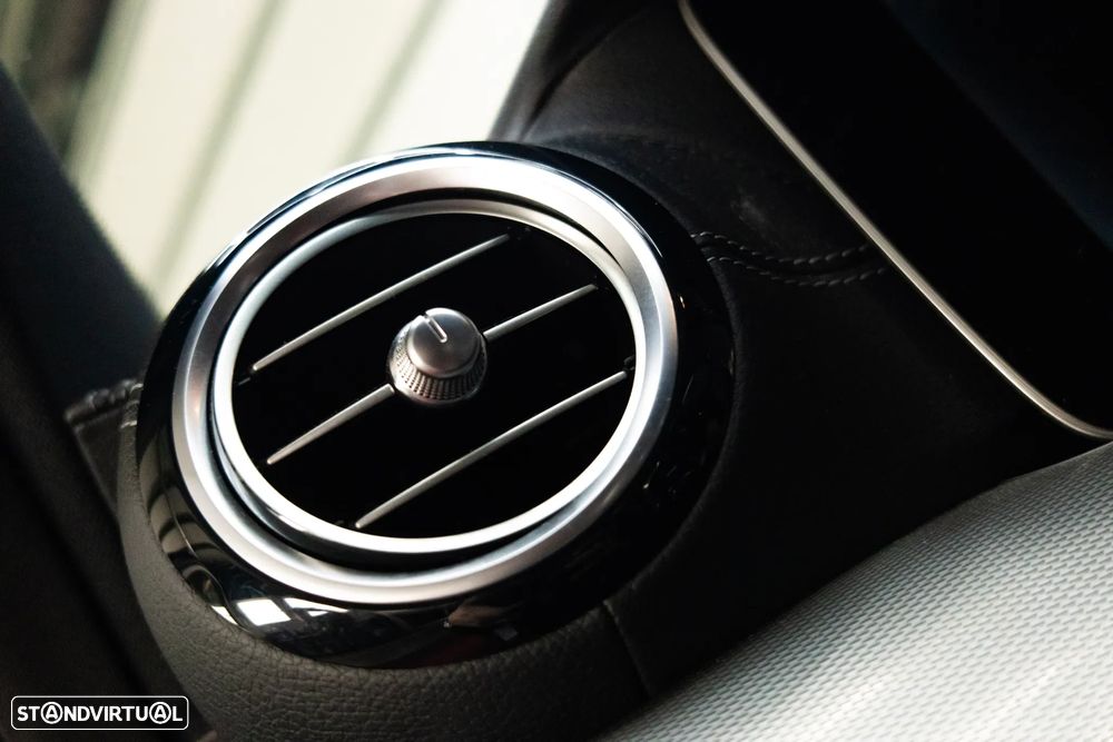 Mercedes-Benz E 220 d AMG Line - 29