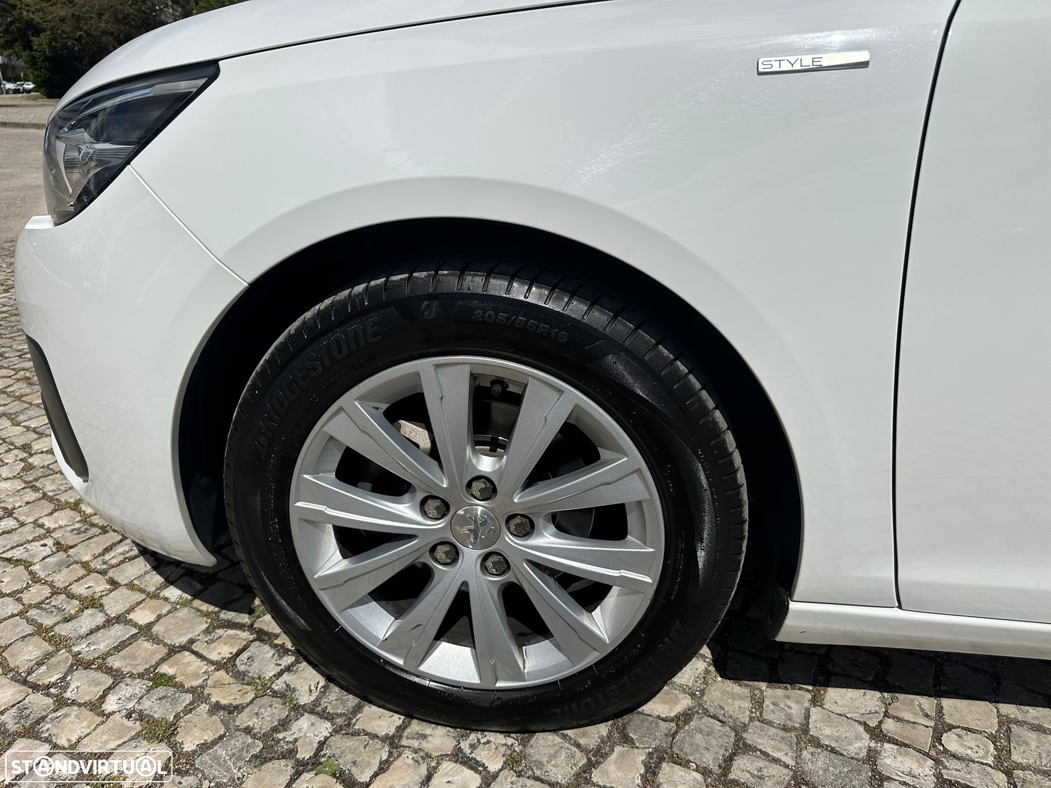 Peugeot 308 1.5 BlueHDi Active - 16