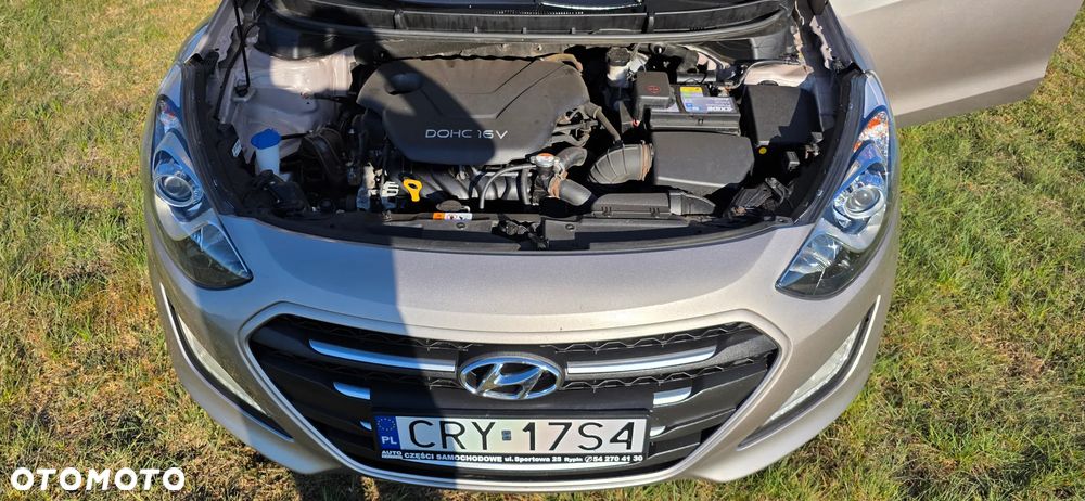 Hyundai i30 1.6 Style - 27