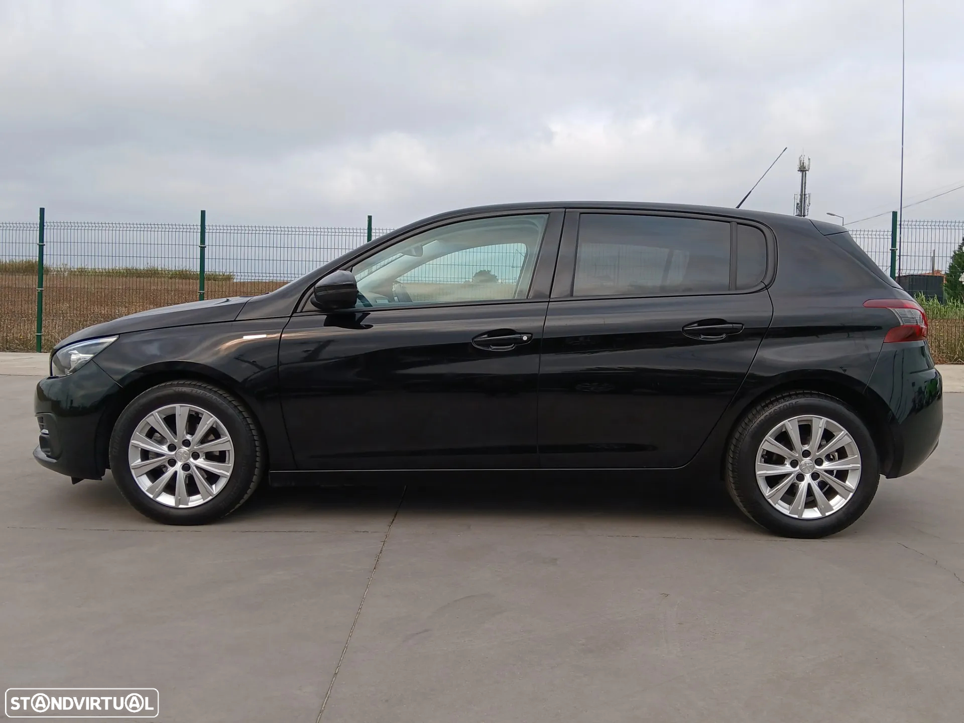 Peugeot 308 1.5 BlueHDi Style - 3