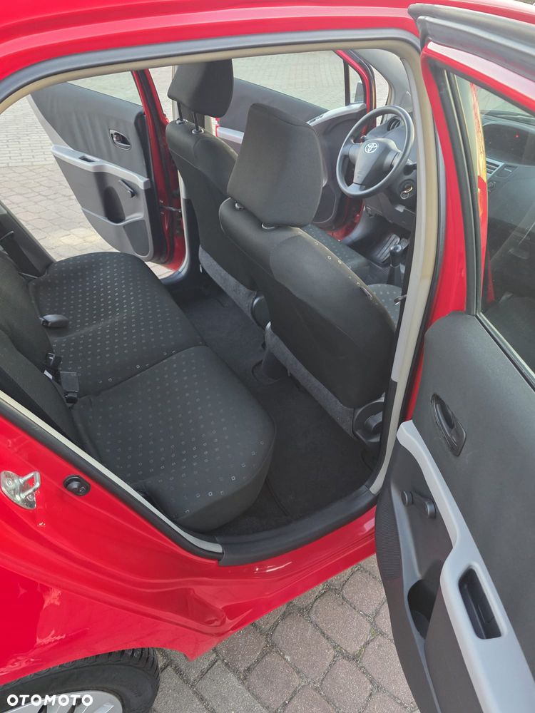 Toyota Yaris 1.0 VVT-i Luna - 14