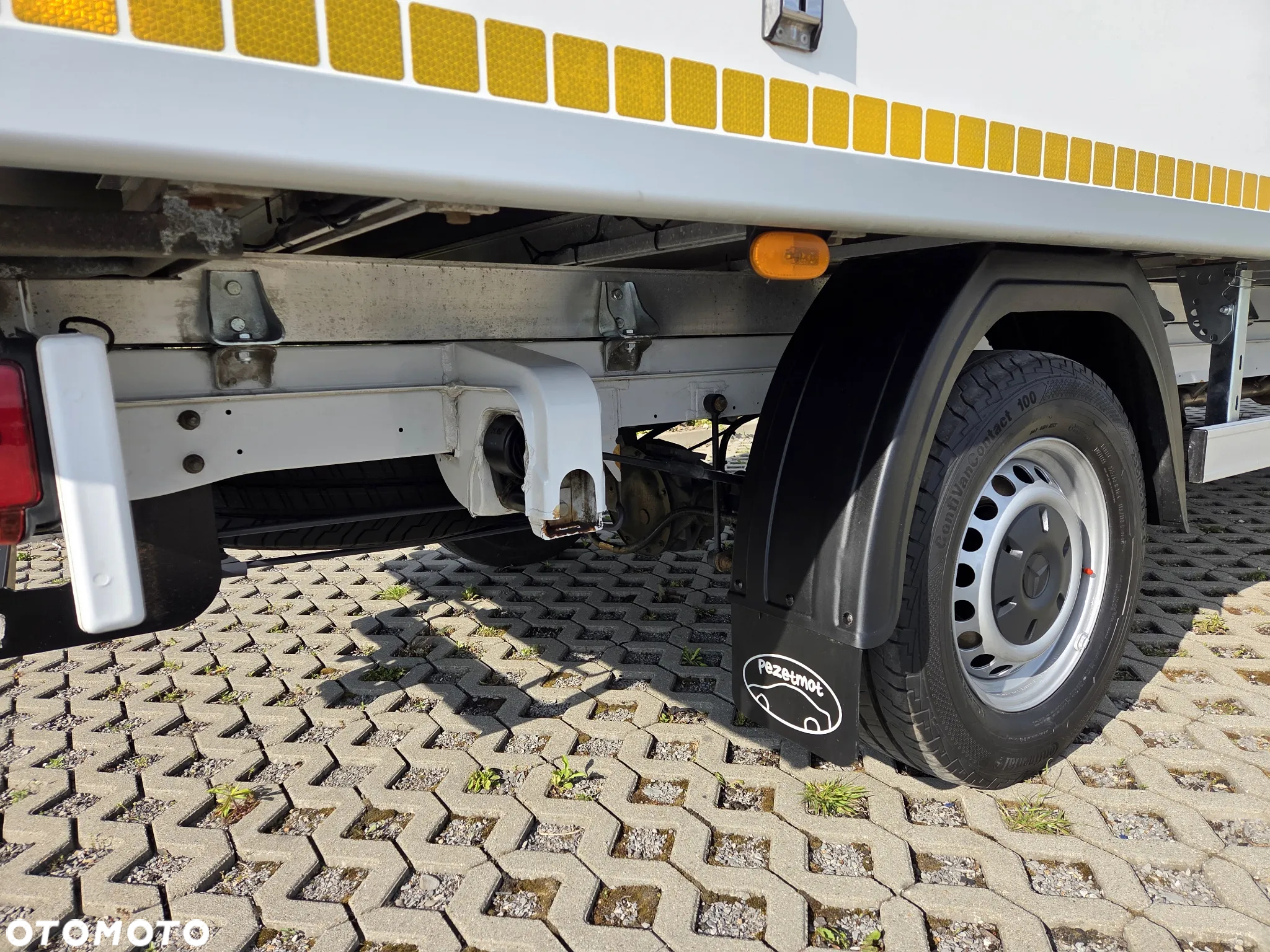 Mercedes-Benz Sprinter - 22