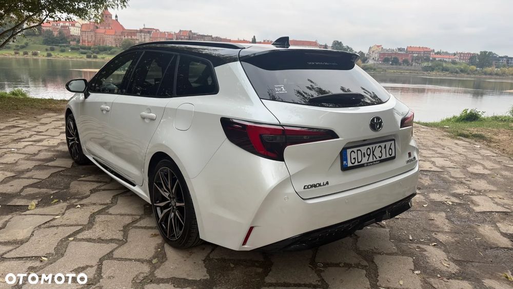Toyota Corolla 2.0 Hybrid GR Sport - 6