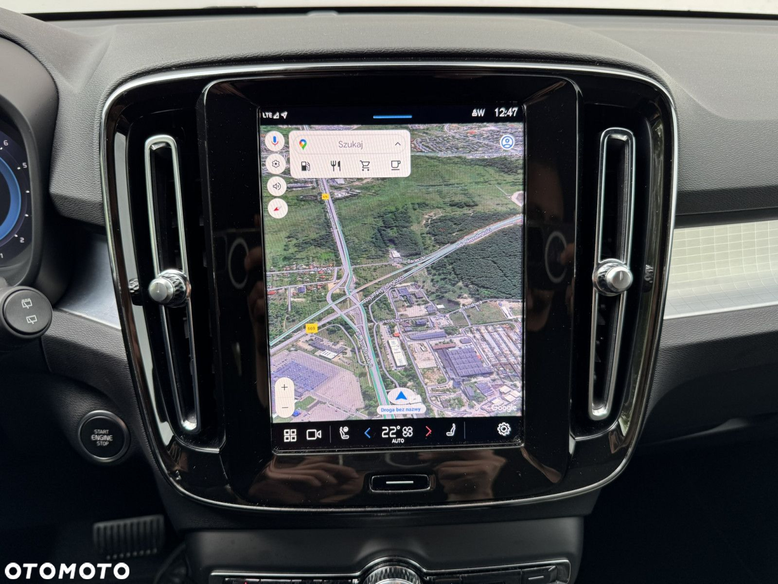 Volvo XC 40 - 18