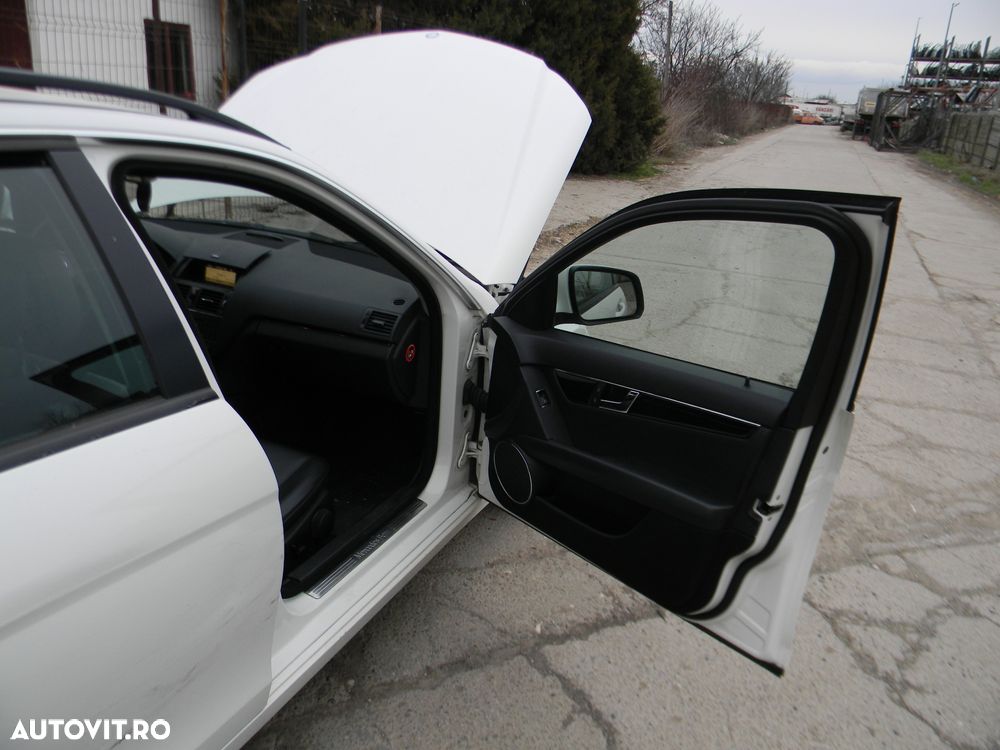 Dezmembrari  Mercedes-Benz C-CLASS (W204)  2007  > 2014 C 200 CDI (20 - 12