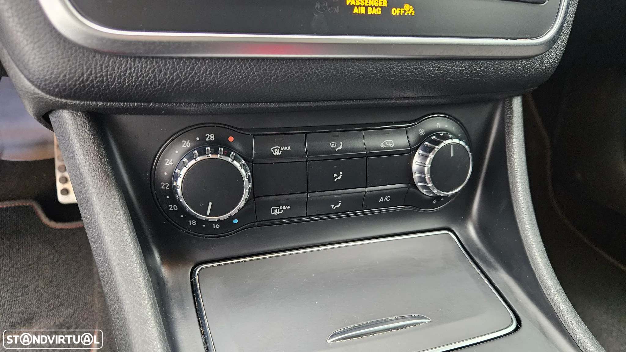 Mercedes-Benz GLA 220 4Matic 7G-DCT AMG Line - 18