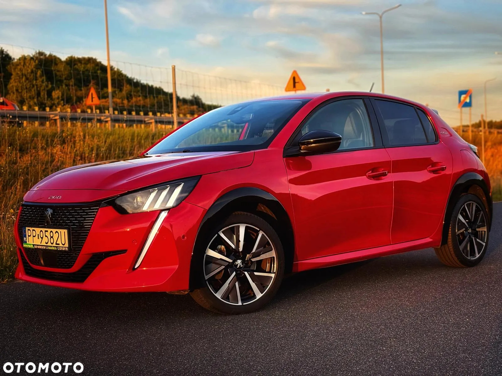 Peugeot 208 PureTech 100 GT Pack - 2