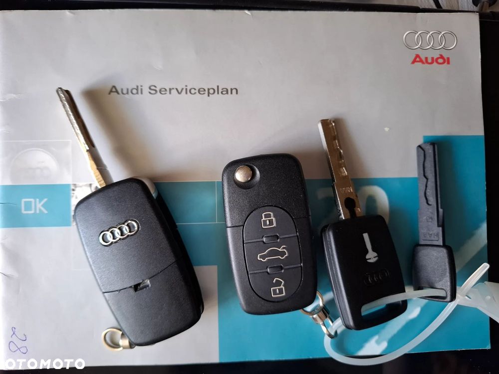 Audi A4 Limousine 1.8T - 13