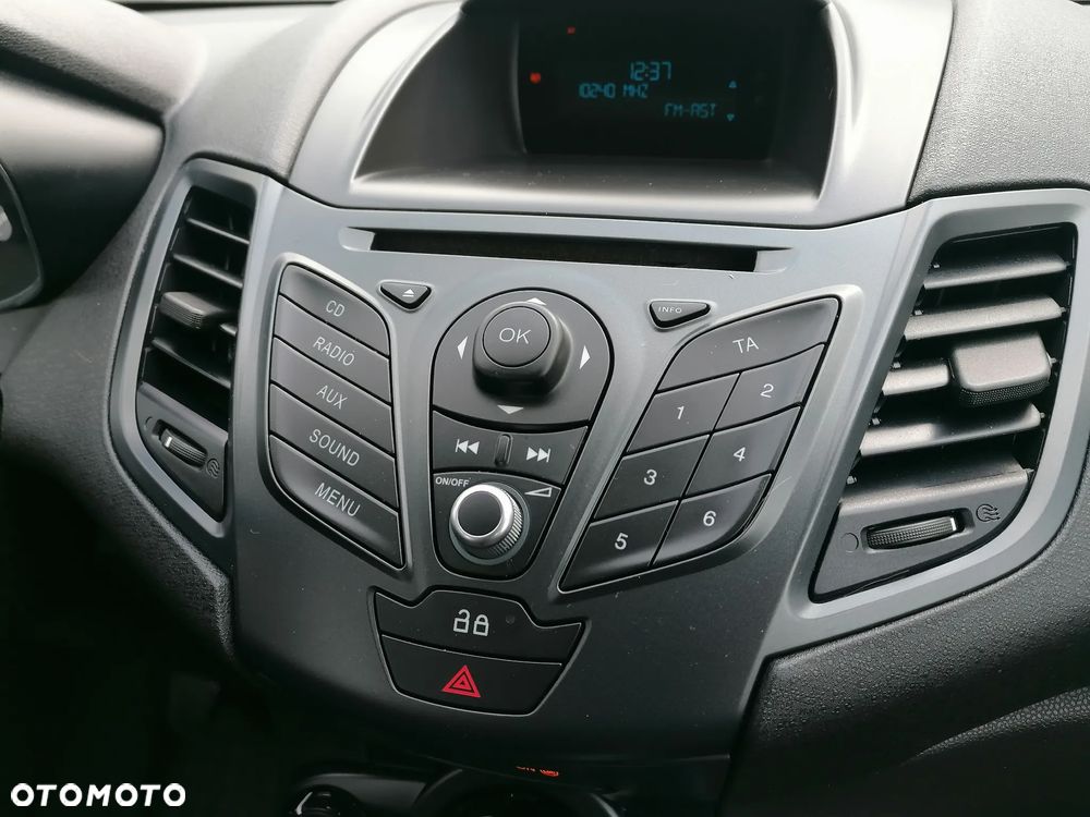 Ford Fiesta 1.25 Ambiente - 19