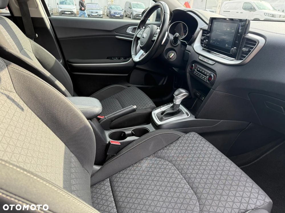 Kia XCeed 1.5 T-GDI L DCT - 8