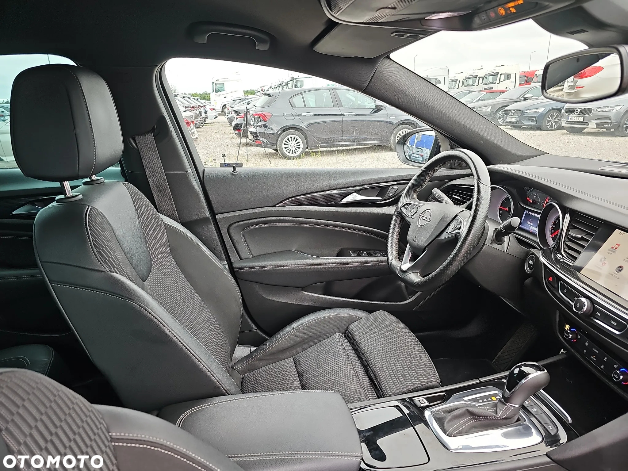 Opel Insignia 2.0 T 4x4 Innovation S&S - 21