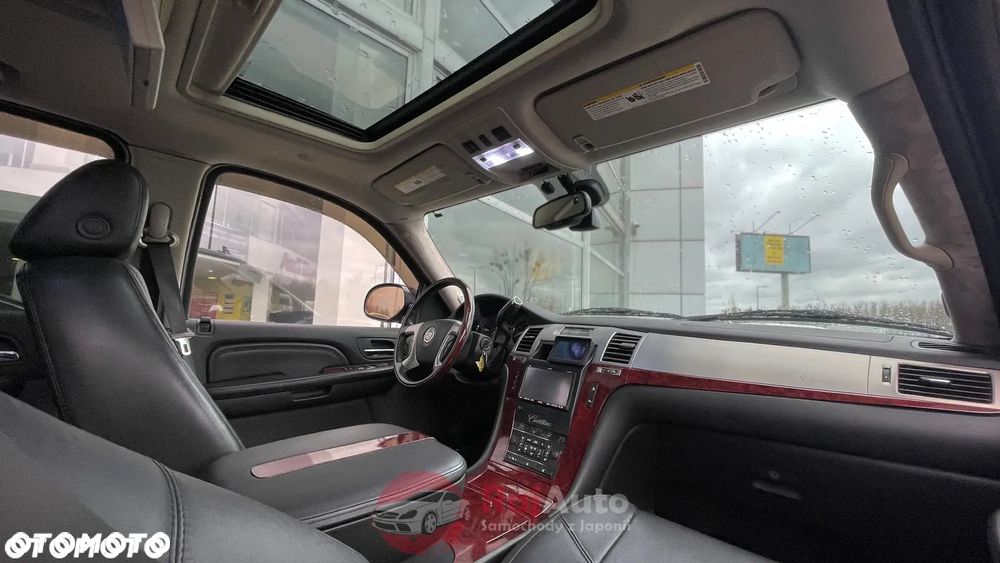 Cadillac Escalade 6.2 V8 Sport Luxury - 4