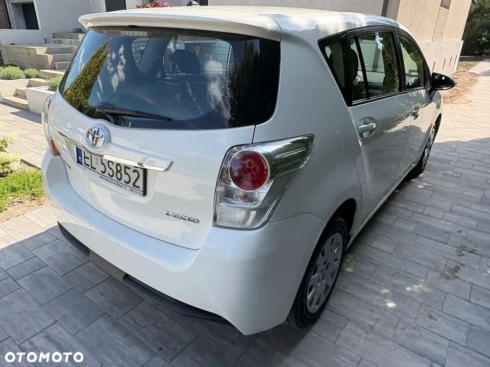 Toyota Verso 1.6 D-4D Active - 3