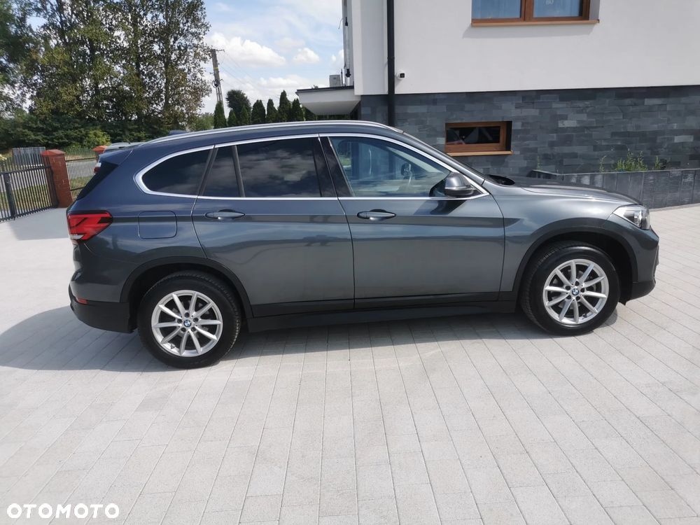 BMW X1 sDrive16d - 4