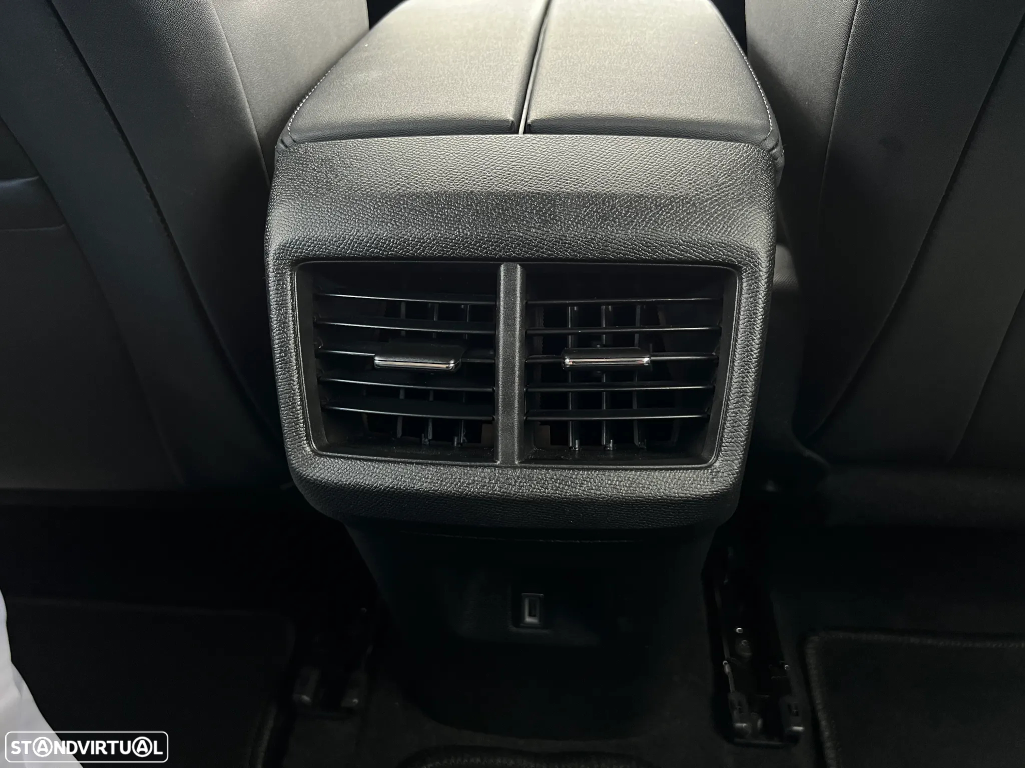 Citroën C5 Aircross 1.2 PureTech Plus - 36